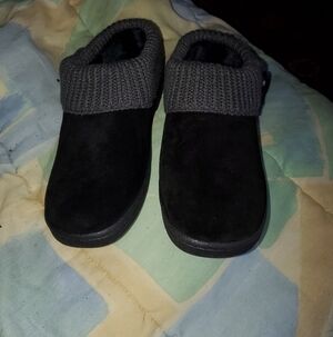 Cozy Black Suede Shoes with Gray Knit Cuffs